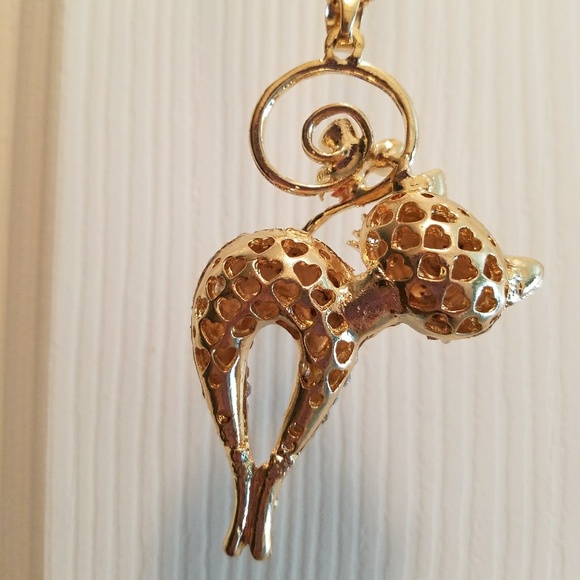 Betsy Johnson Cat with Bow Pendant  Necklace - Picture 2 of 3